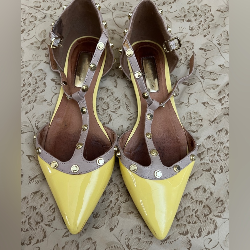 Halogen Studded Yellow Pointed Toe T-Strap Flats Size 4.5M